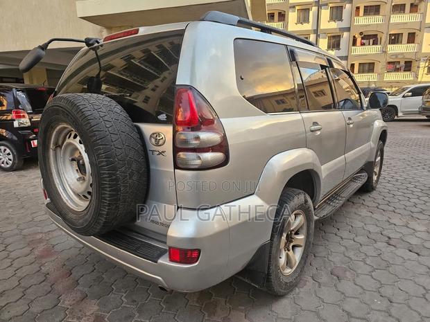 Toyota Land Cruiser Prado 2007 Silver