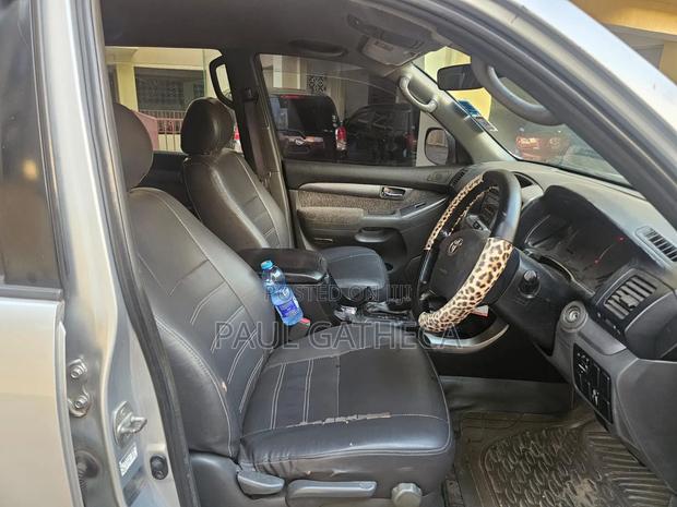 Toyota Land Cruiser Prado 2007 Silver