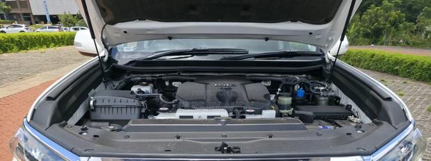 Toyota Land Cruiser Prado 2021 White