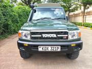 Toyota Land Cruiser 2018 Green for sale