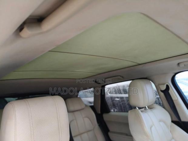 Land Rover Range Rover Sport HSE 4x4 (3.0L 6cyl 8A) 2016 Blue