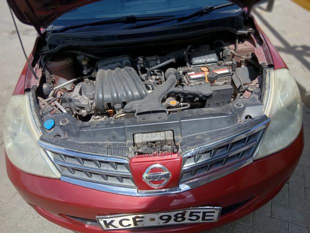 Nissan Tiida 1.6 2008 Red