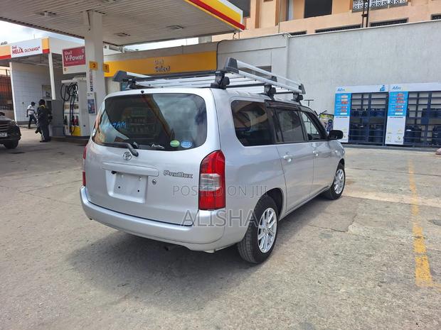 Toyota Probox 1.5 DX 2WD 2020 Silver