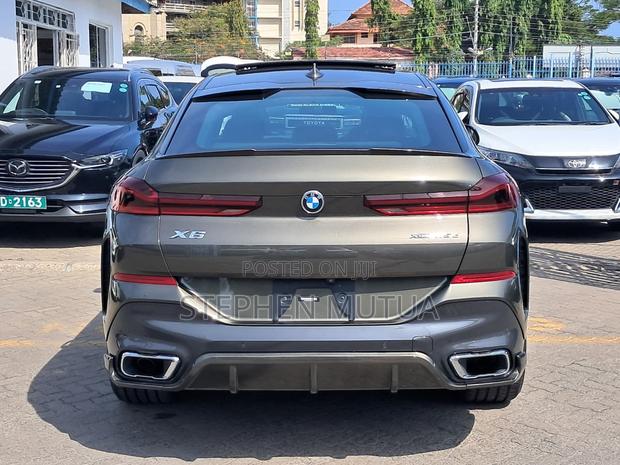 BMW X6 xDrive40i 2021 Gray