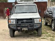 Toyota Land Cruiser 2019 White for sale