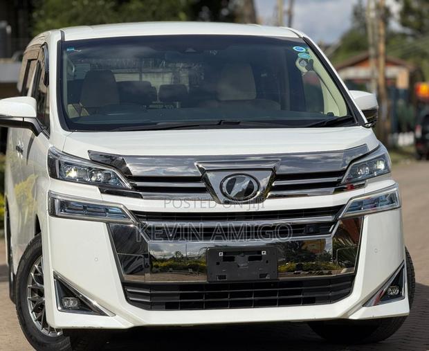 Toyota Noah 2020 White