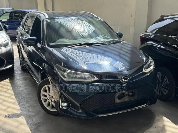 Toyota Corolla Fielder 1.5 Petrol FWD 2019 Blue