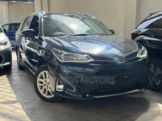 Toyota Corolla Fielder 1.5 Petrol FWD 2019 Blue