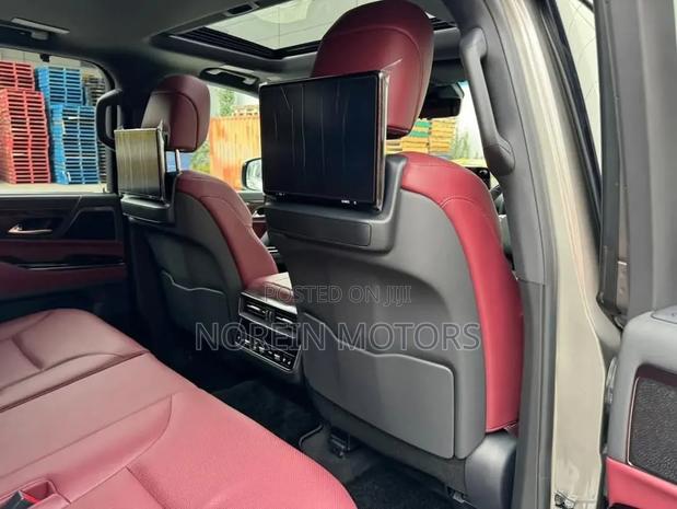 Lexus LX 500d 2025 Pearl
