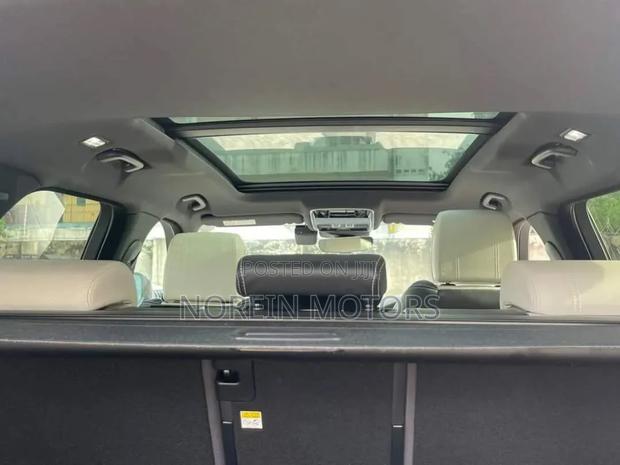 Land Rover Range Rover Velar 2019 Gray