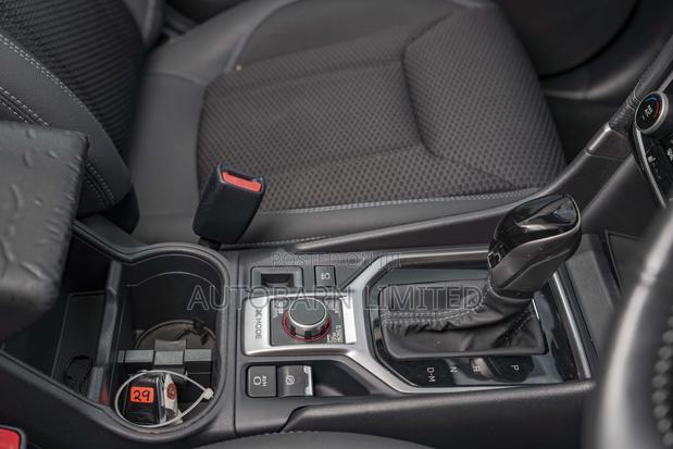 Subaru Forester 2019 Pearl