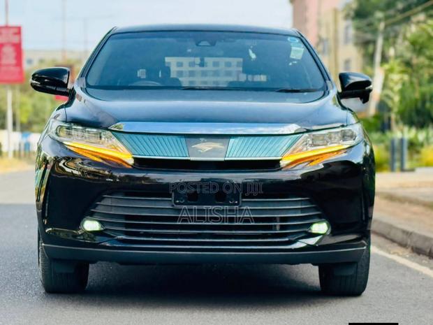 Toyota Harrier 2018 Black
