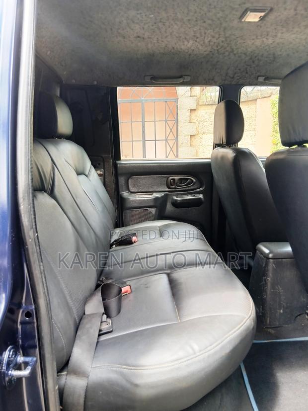 Mitsubishi L200 2004 Blue