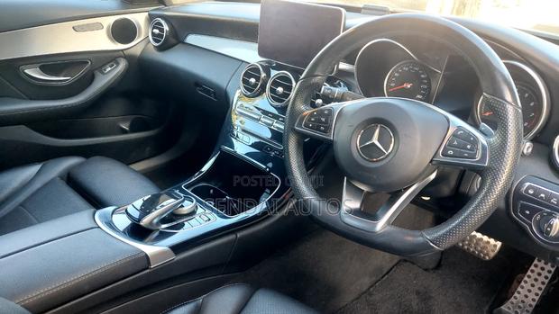 Mercedes-Benz C180 2017 Silver