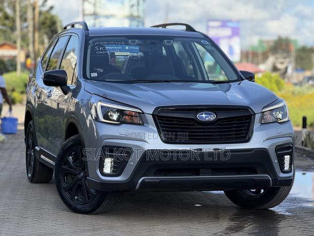 Subaru Forester Premium 2021 Silver