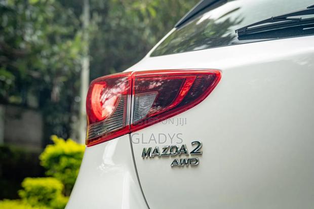 Mazda 2 2020 White