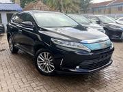 Toyota Harrier 2.0 2019 Black for sale