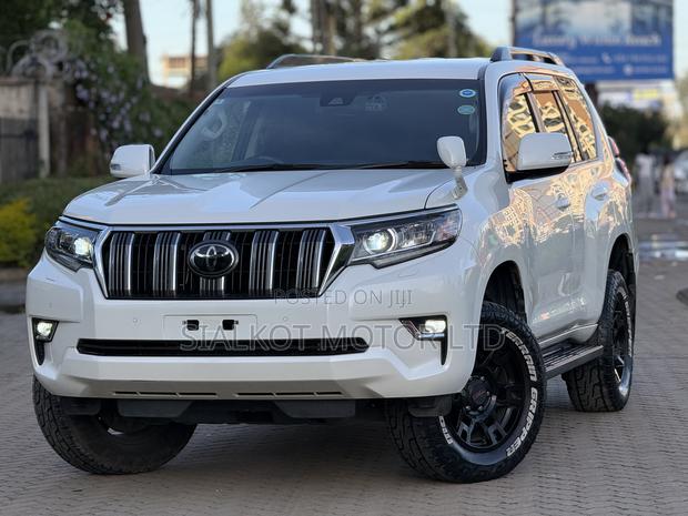 Toyota Land Cruiser Prado 2.7 2020 White