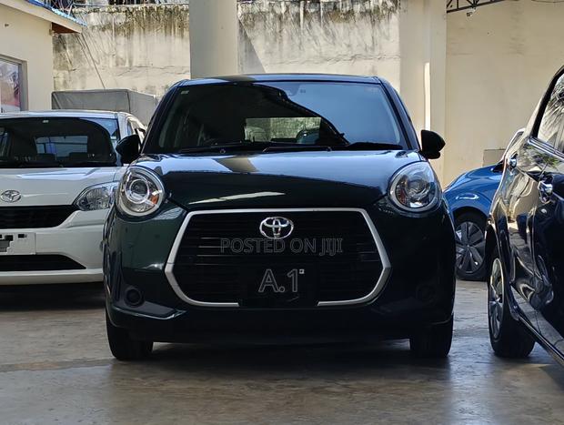Toyota Passo 2019 Green