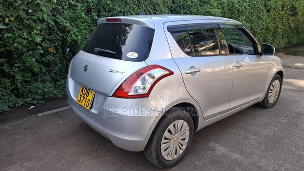 Suzuki Swift 2014 Silver