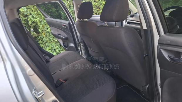 Suzuki Swift 2014 Silver