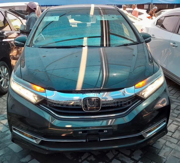 Honda Fit Shuttle 1.5 Hybrid 2WD 2019 Green