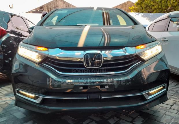 Honda Fit Shuttle 1.5 Hybrid 2WD 2019 Green