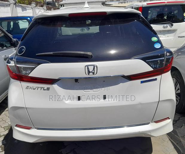 Honda Fit Shuttle 1.5 Hybrid 2WD 2020 White