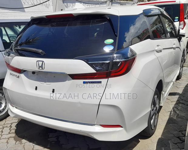 Honda Fit Shuttle 1.5 Hybrid 2WD 2020 White
