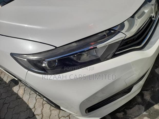 Honda Fit Shuttle 1.5 Hybrid 2WD 2020 White