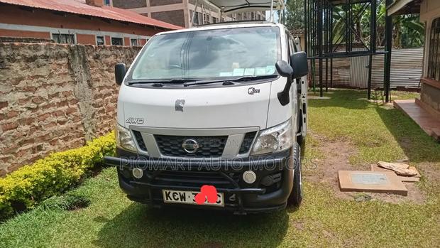 Nissan Caravan 2013 White