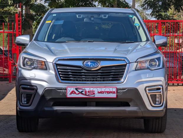 Subaru Forester Touring AWD 2019 Silver