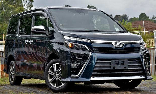 Toyota Voxy 2018 Blue