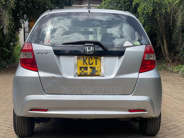 Honda Fit 2011 Silver