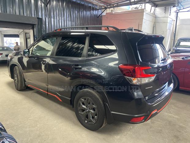 Subaru Forester 2019 Gray