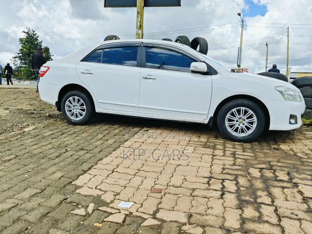 Toyota Premio 1.8 FWD 2012 White