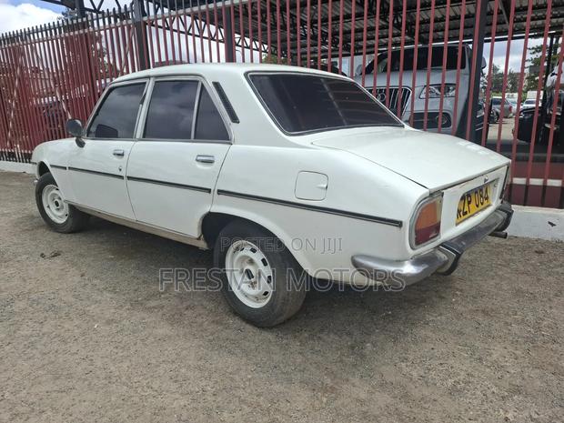 Peugeot 504 1994 White