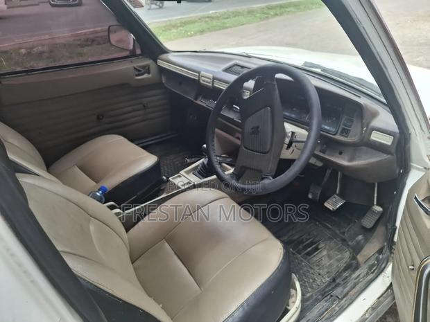 Peugeot 504 1994 White