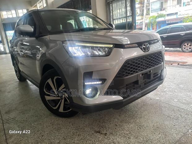 Toyota Raize 1.0 FWD 2021 Silver