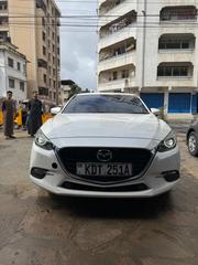 Mazda Axela 2018 White for sale