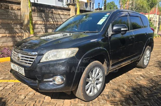 Toyota Vanguard 2012 Black