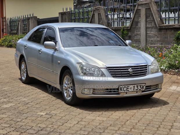 Toyota Crown 2008 Silver