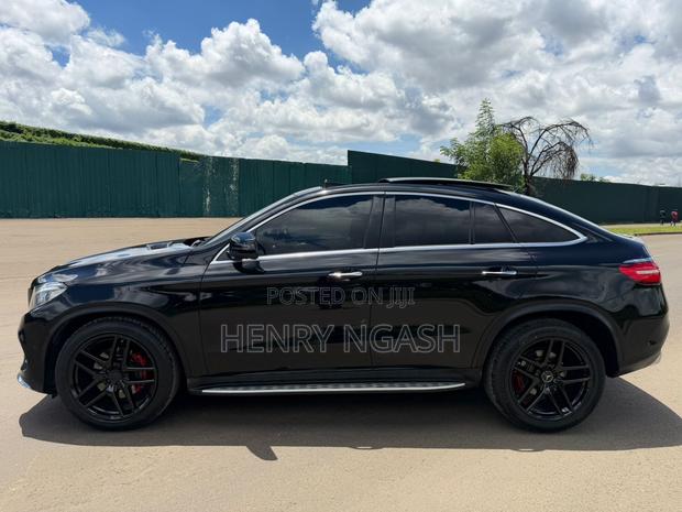 Mercedes-Benz GLE-Class 2016 Black