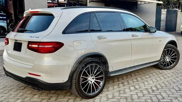 Mercedes-Benz C-Class C 43 4MATIC AMG (C205) 2019 White