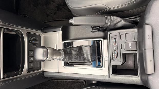 Toyota Land Cruiser Prado 2020 White