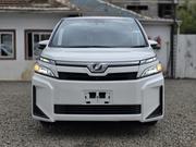 Toyota Voxy 2019 Pearl for sale