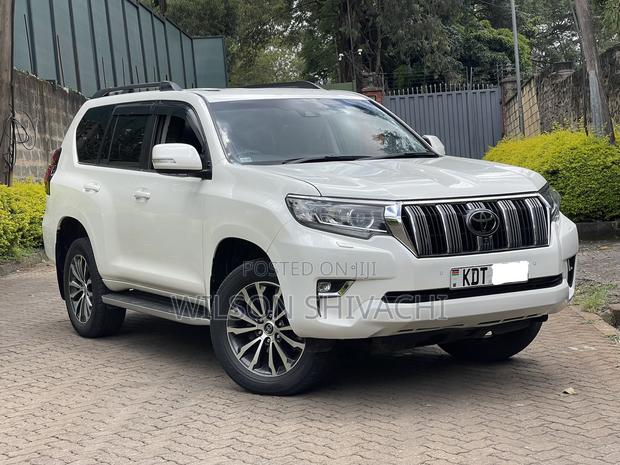 Toyota Land Cruiser Prado 2021 White