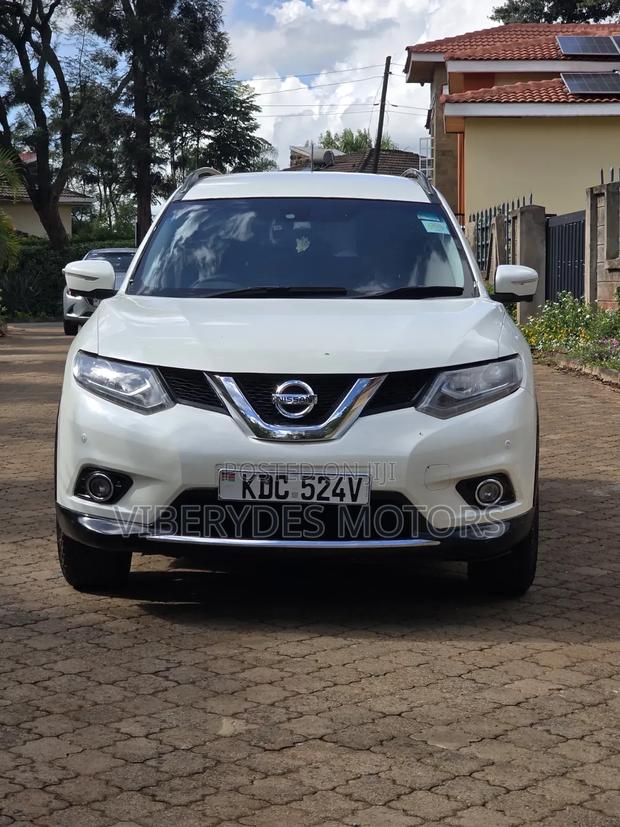 Nissan X-Trail 2014 White