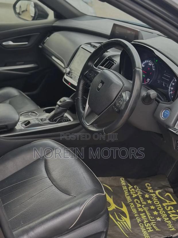 Toyota Crown 2021 Matt Black