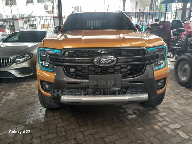 Ford Ranger Wildtrak 2024 Gold